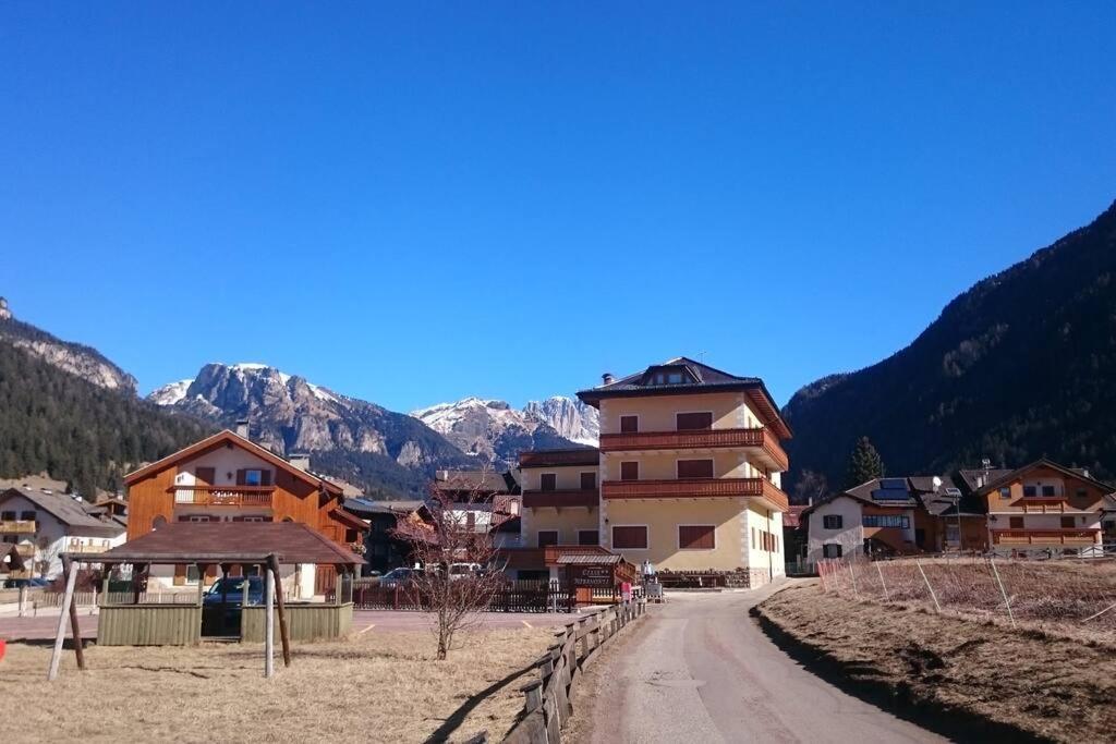 Mirarmonti Nel Cuore Di Pozza Con I Tuoi Animali * Pozza di Fassa
